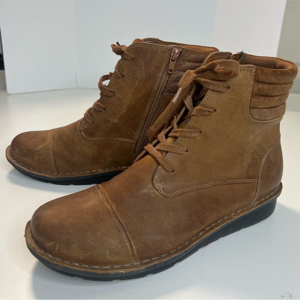 Clarks Collection Leather Lace-Up Ankle Boots Michela Fold Style Tan Women’s 12